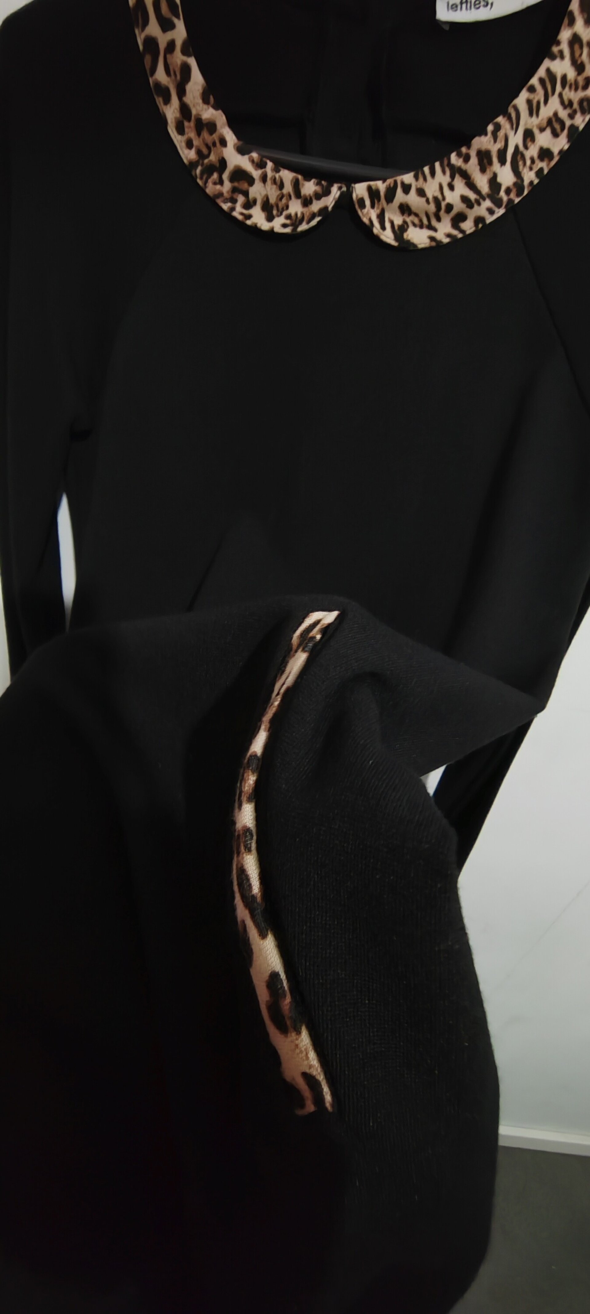 vestido marca lefties talla M - 4