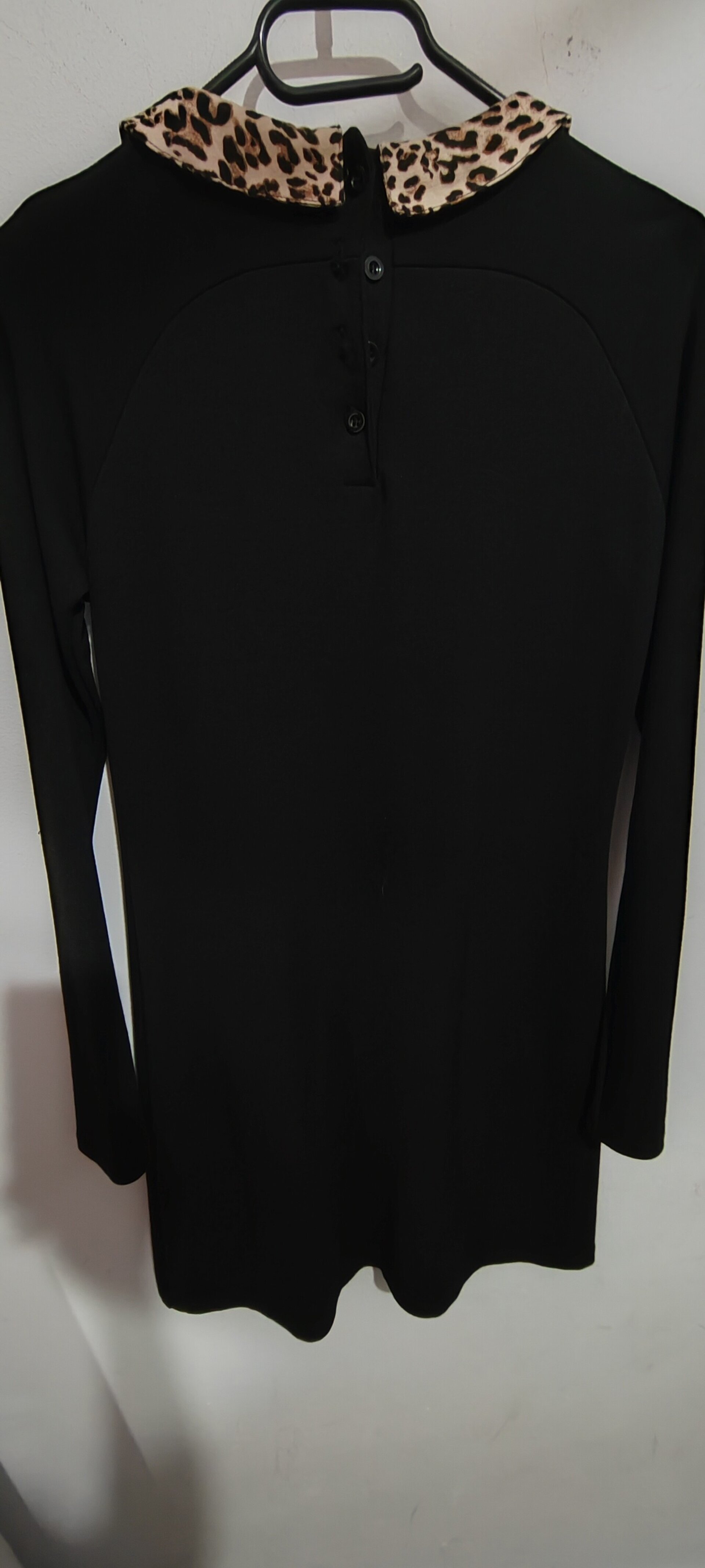 vestido marca lefties talla M - 2